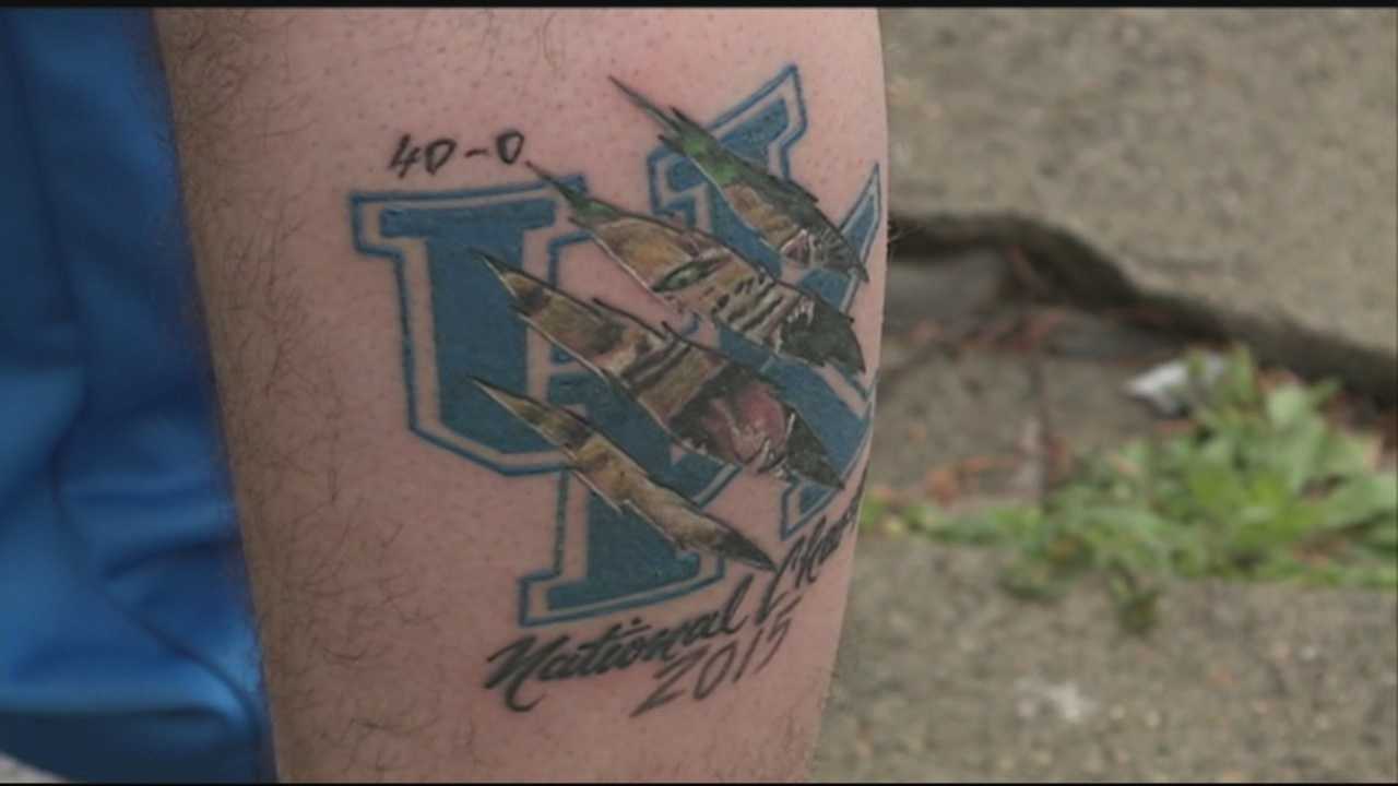 Confident UK fan gets 2015 National Champs tattoo