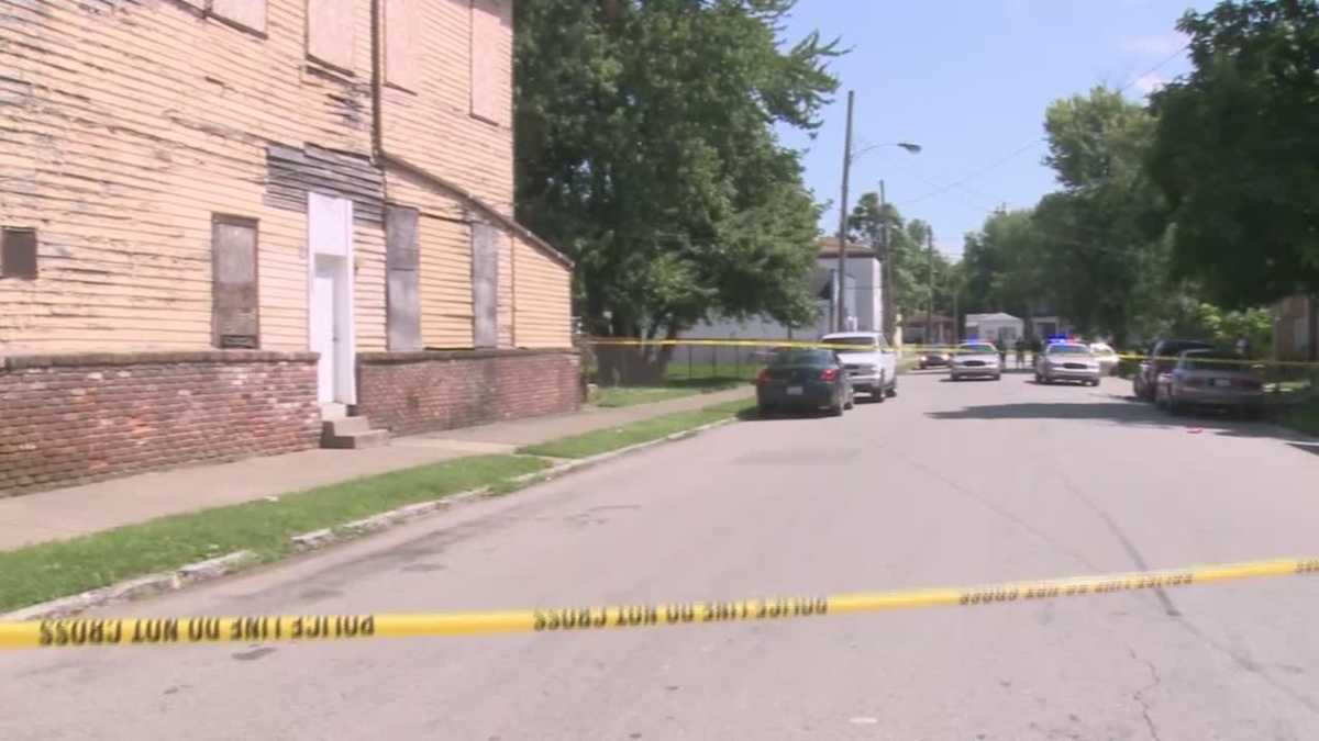 1 critically injured in west Louisville shooting