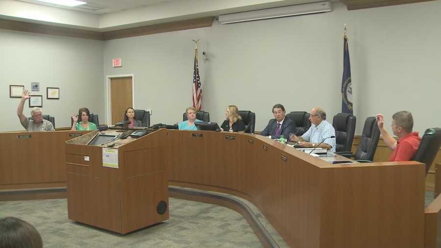 Shepherdsville City Council Holds Meeting Votes To Ask Mayor To Step Down