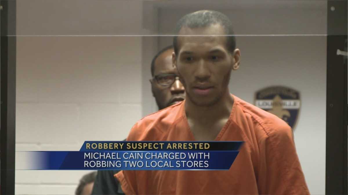 Man accused of robbing 2 businesses on same day arraigned in court
