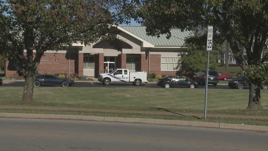 Employees locked in vault during bank robbery
