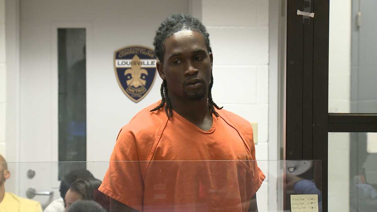 Robbery suspect accused of leading police on chase due in court