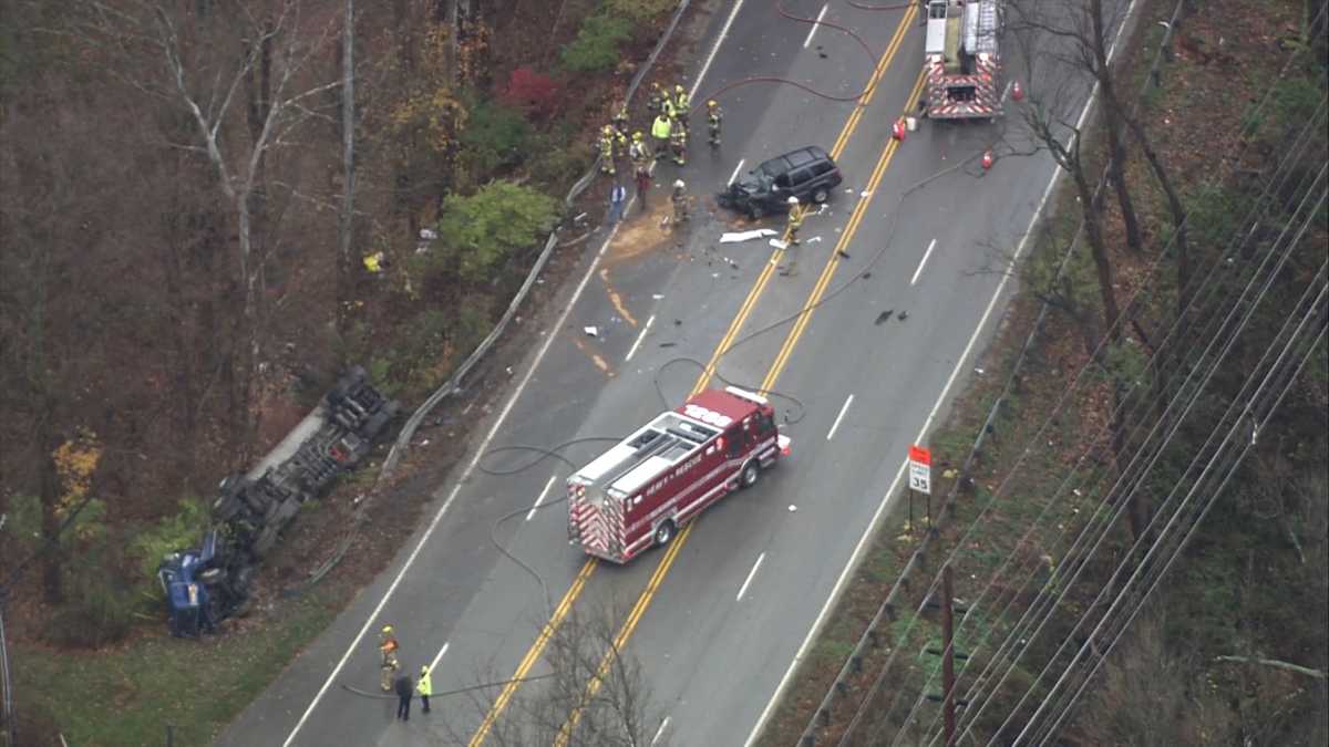 Images Fatal crash in Prospect