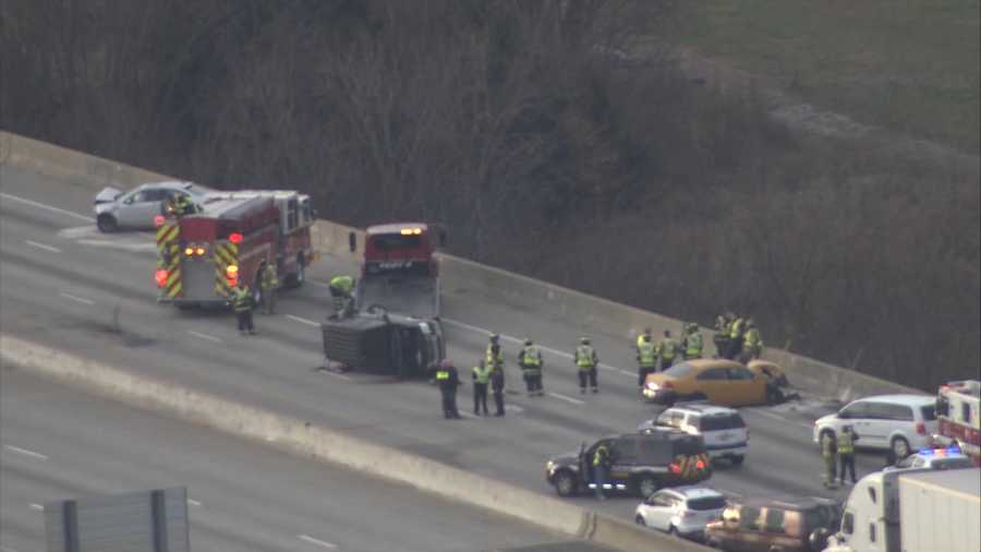 Images Fatal crash on I65 South