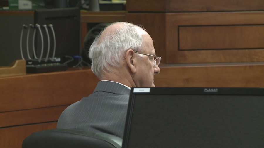 Prosecutors said a Louisville pastor once wrote a letter admitting to sexually abusing children, and now they want to use that letter in court.
