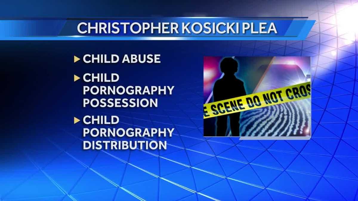 Man reaches plea deal in child pornography case