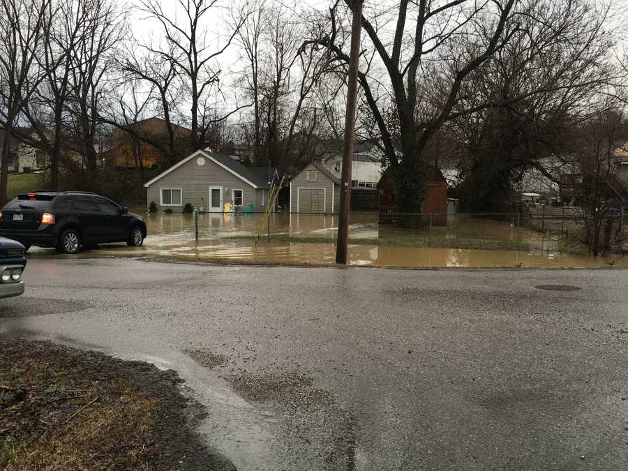 Images Flooding in New Albany