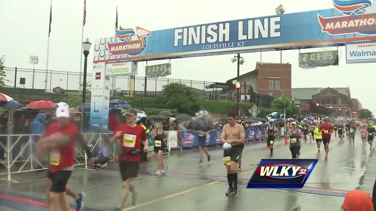 Thousands participate in Kentucky Derby Festival miniMarathon/marathon
