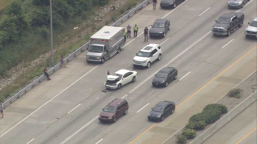 Images 5 vehicles involved in crash on I64 West