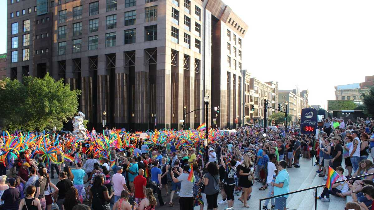 IMAGES Kentucky Pride Parade 2016