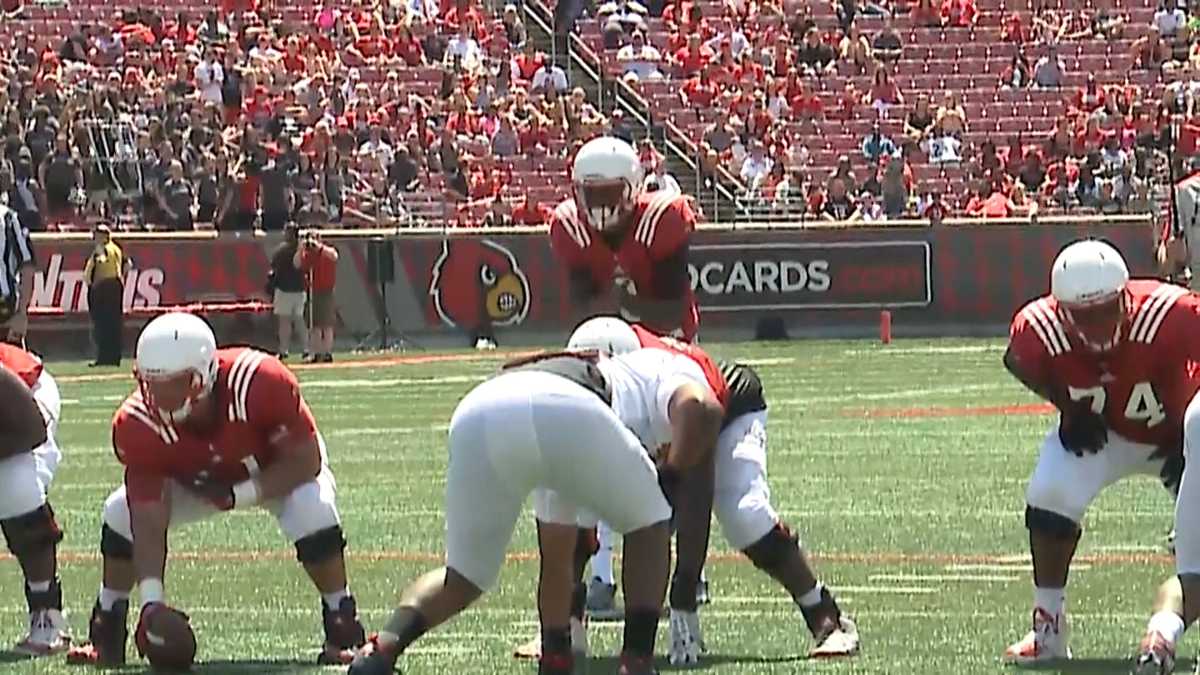 UofL Football chooses 2016 captains