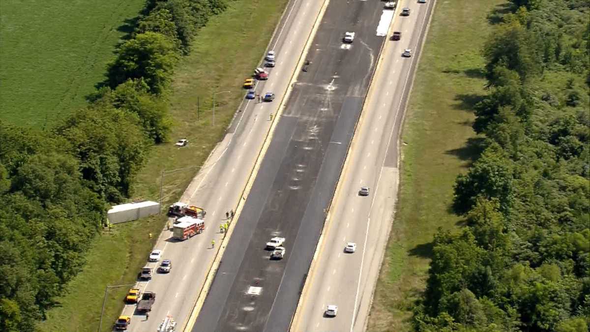 Truck driver killed in I65 crash in Hardin County identified