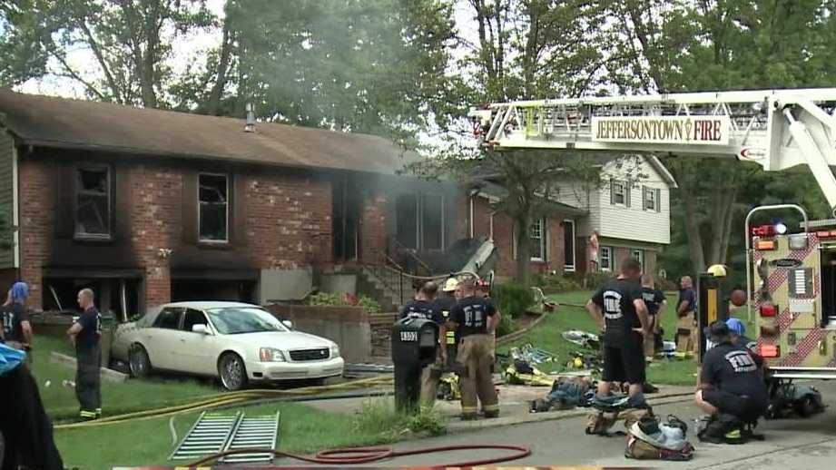 Arson investigators looking into Jeffersontown house fire