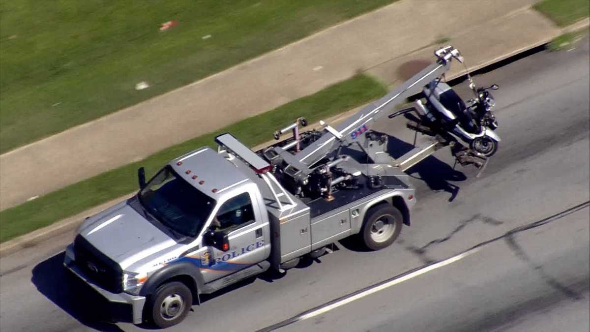 Coroner identifies motorcyclist killed in south Louisville crash