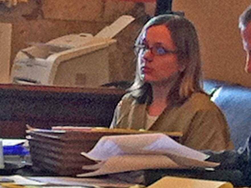 'Pregnant burglar' granted early release