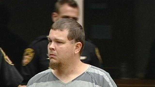Dad accused of overdosing on heroin in front of kids