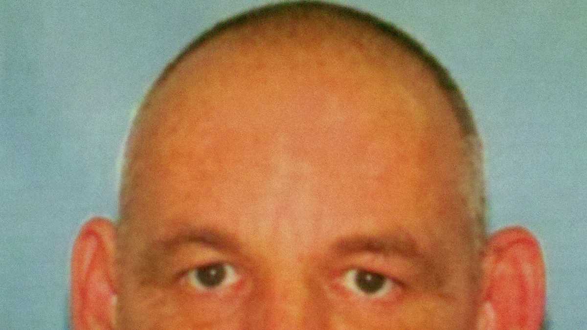 Man charged with stabbing woman in face, chest