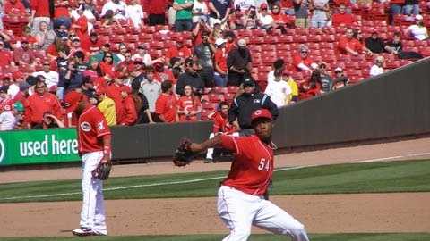 Cincinnati Reds on X: Party like it's 1919❗️ #MLBatFieldOfDreams 🌽  #RedsThreads  / X