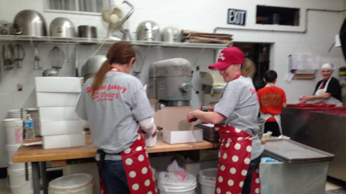 SLIDESHOW Batesville bakery makes Cherry Thingalings
