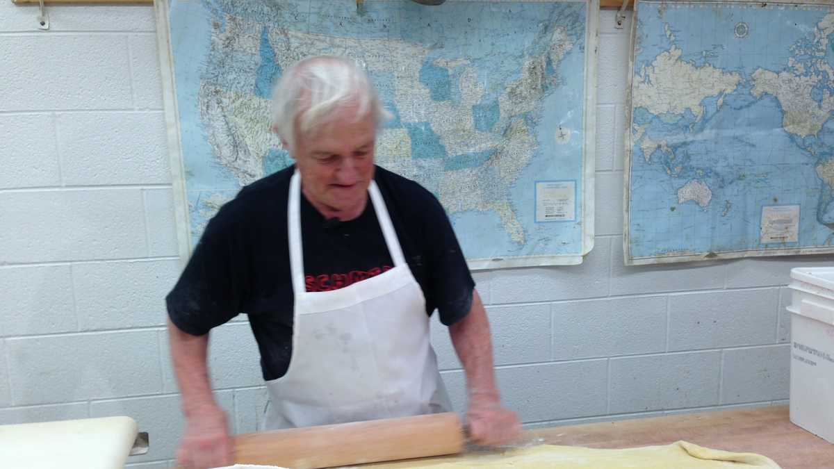 SLIDESHOW Batesville bakery makes Cherry Thingalings