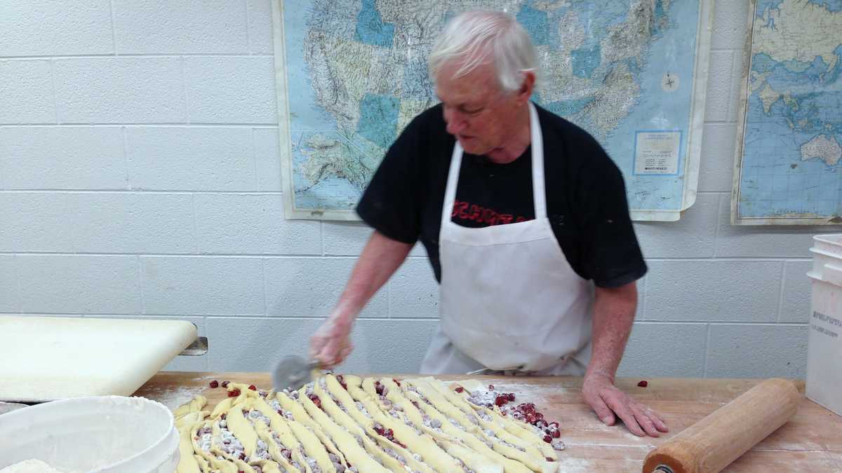 SLIDESHOW Batesville bakery makes Cherry Thingalings