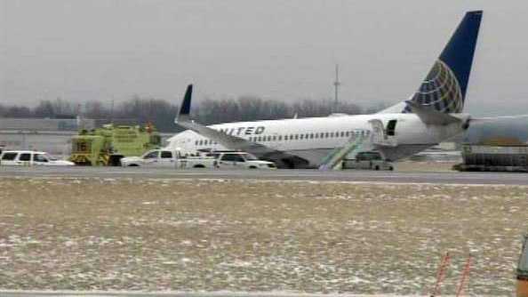 Plane slides off taxiway at Cleveland airport