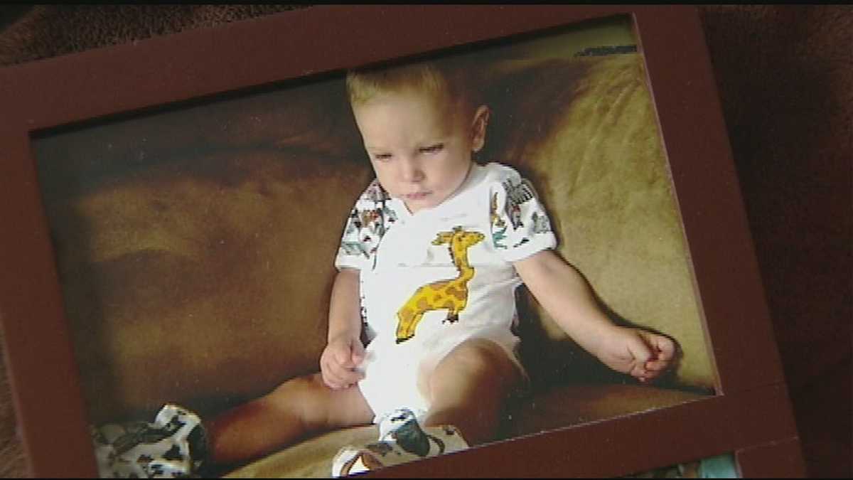 Mom pleads guilty to manslaughter in baby's death