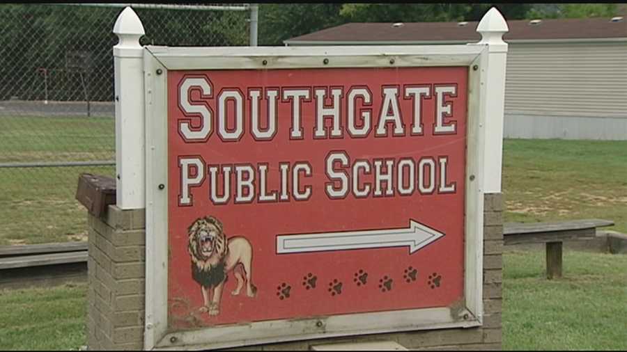 NKY school closed by flea infestation