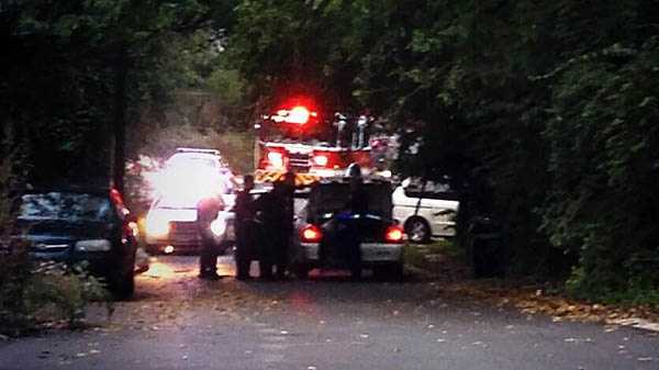 Man arrested after fleeing East Price Hill crash