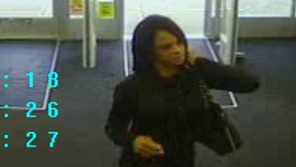 Sheriff's Office trying to ID woman using stolen credit card