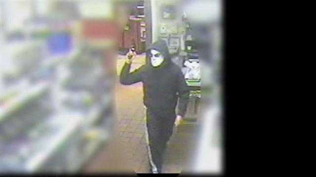 Masked robber held up a Corryville Taco Bell at gunpoint