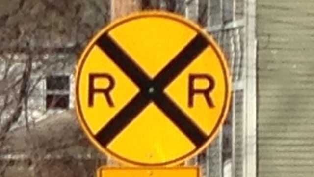 file: railroad crossing, generic