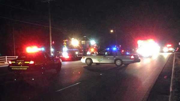 1 dead in motorcycle-minivan crash in Warren County