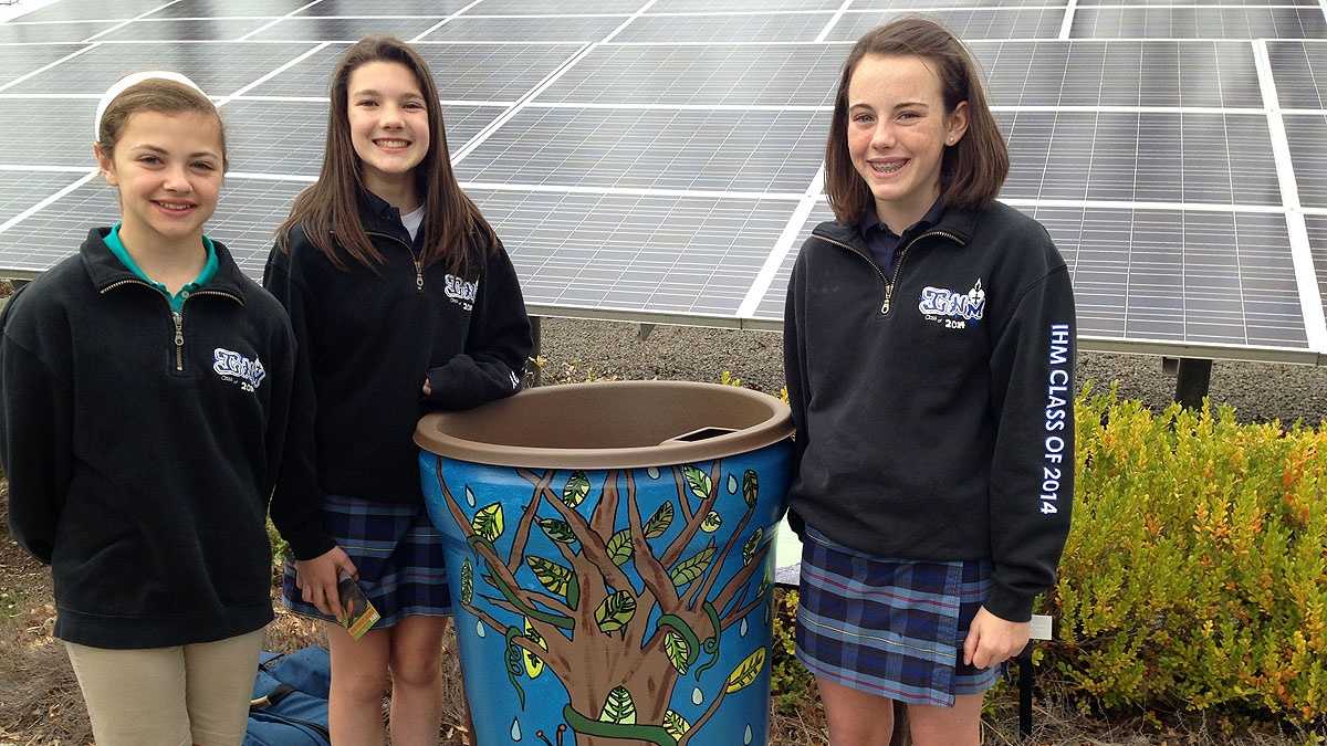 Photos 2014 Zoo rain barrels