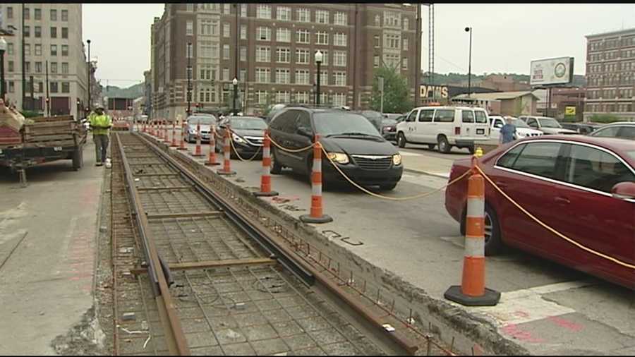 Construction hits the core of the city in a big way this weekend. From 8 p.m. Friday to 6 a.m. Monday, Court Street between Walnut and Vine streets will be closed. The laying of streetcar tracks along the 3.6-mile route is arriving downtown.