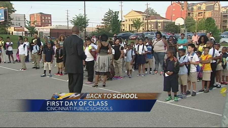 It's day one for Cincinnati Public Schools and Police Chief Jeffrey Blackwell stopped by area schools, including Frederick Douglass Elementary to get the year started.
