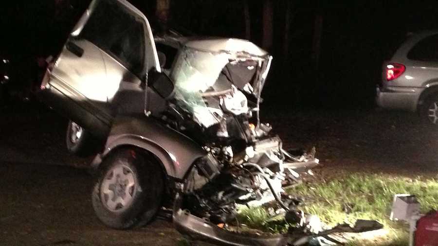 Vehicle slams into tree in Butler County's Wayne Township, killing driver