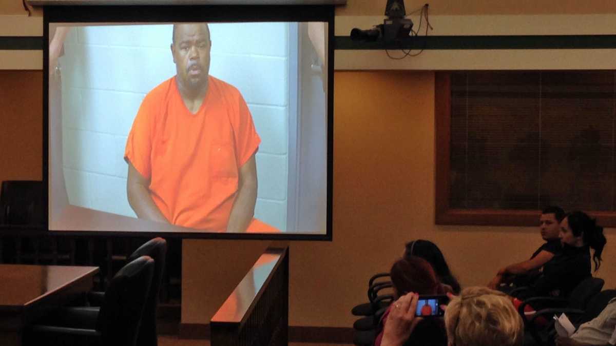 Interstate slaying suspect makes first court appearance