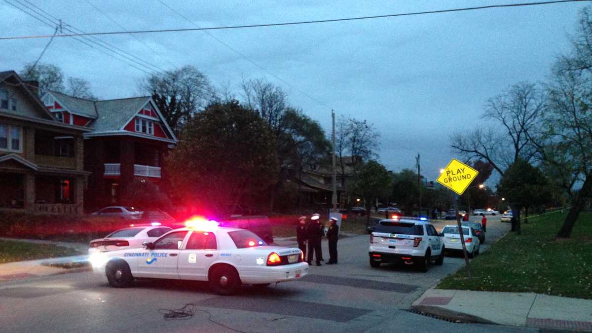 Victims rushed to hospital after double shooting in Avondale