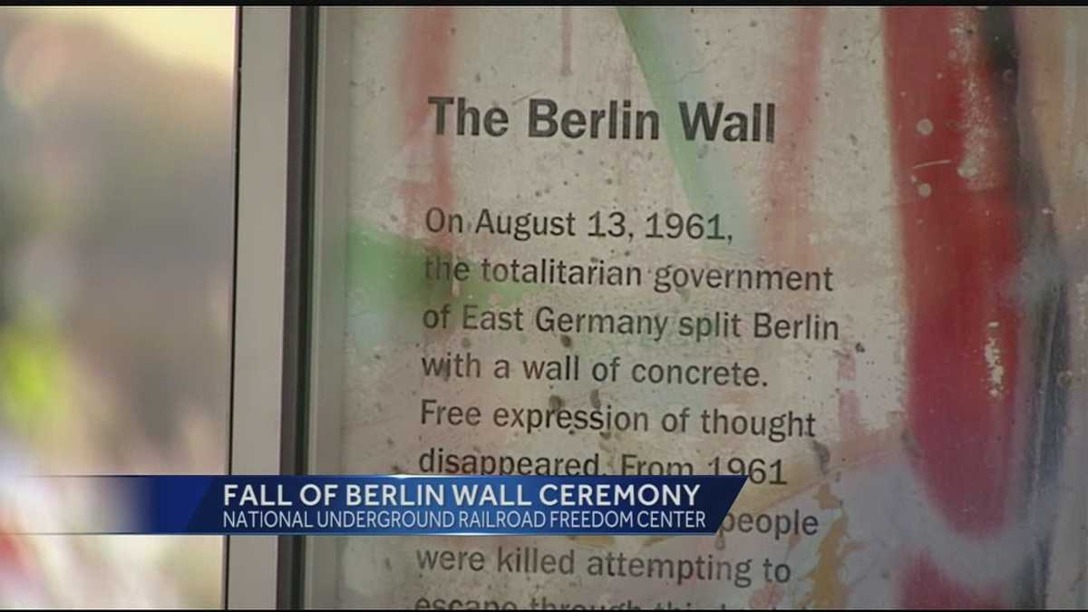 Balloons symbolize fall of Berlin Wall