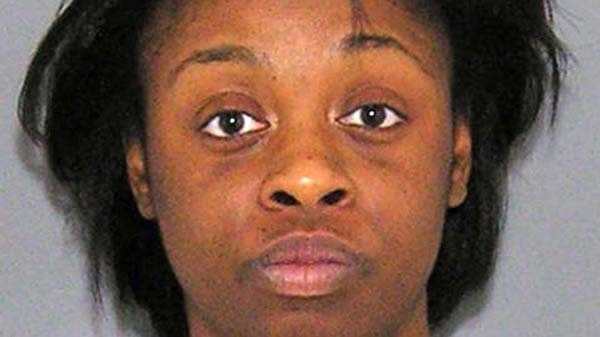 Mom accused of OVI, fleeing scene with child after crash