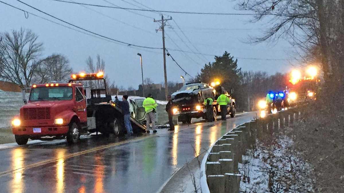 Trooper among 4 sent to hospital after Clermont Co. crash