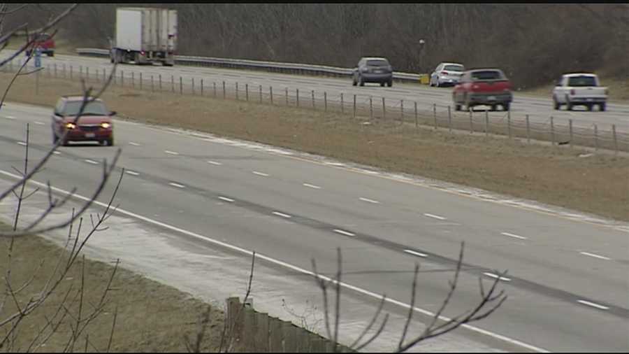 The Kentucky Transportation Cabinet will start building seven miles of cable barriers on Interstate 71 in Boone County between mile markers 70 and 77 near Verona.