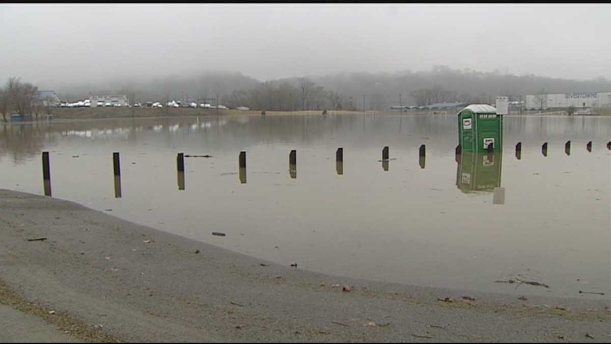 Ohio River's rise causing some flooding again