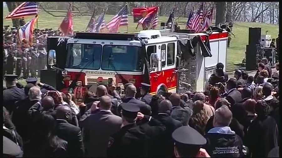 Fire apparatus operator Daryl Gordon was laid to rest Wednesday at the Oak Hill Cemetery.