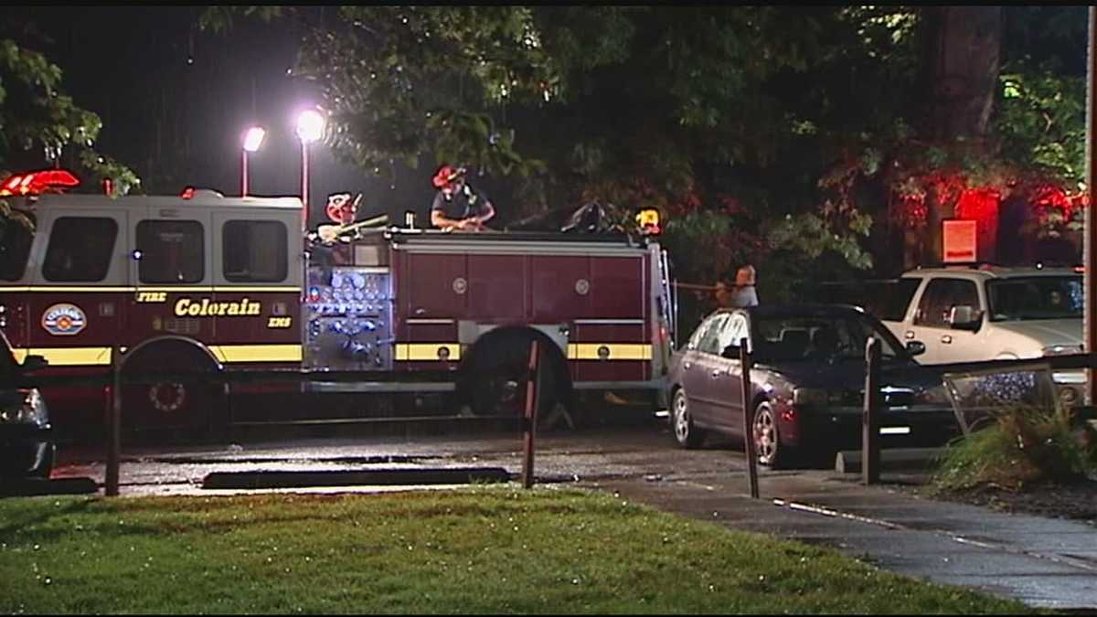 Firefighters rescue 8 residents from Colerain apartment fire