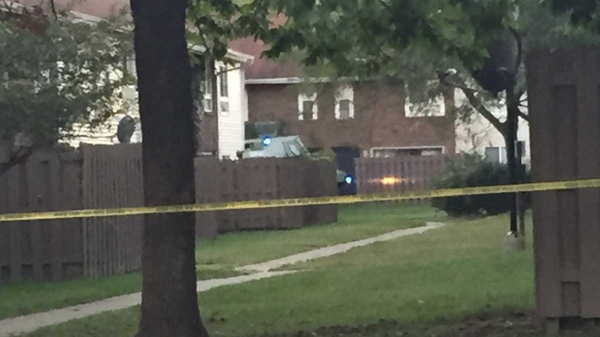 Photos SWAT called to Colerain Twp. apartment complex after shooting
