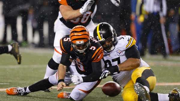 Steelers pull out improbable 18-16 win over Bengals