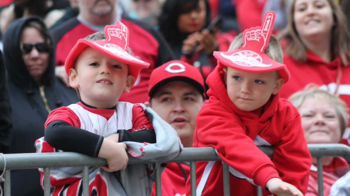Cincinnati Reds Kids Opening Day gives young fans their own baseball