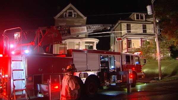 Neighbors employ garden hose to fight Clifton fire